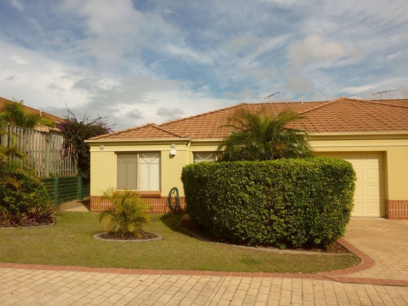 41 / 8  Manor Street, Eight Mile Plains QLD 4113