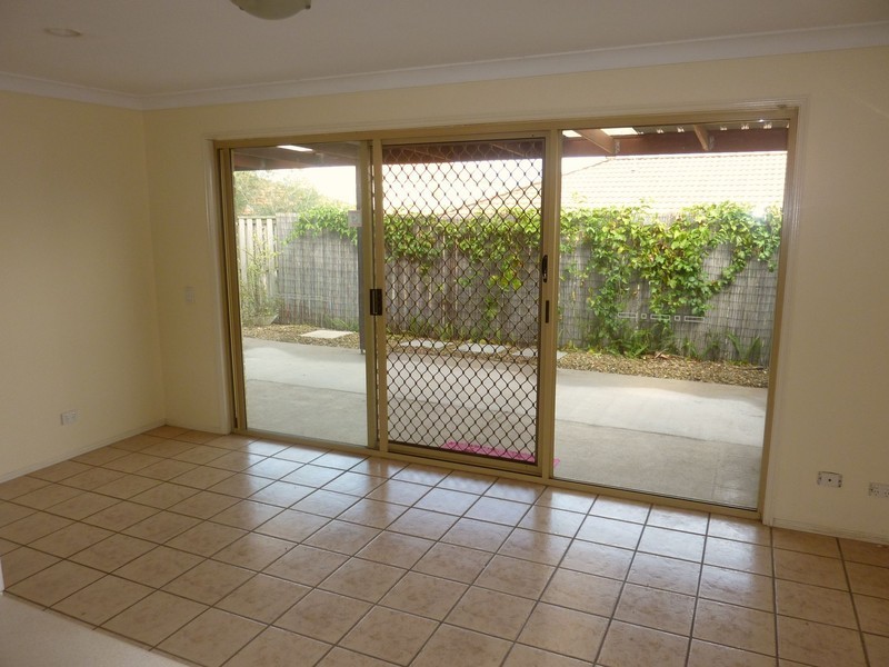 41 / 8  Manor Street, Eight Mile Plains QLD 4113