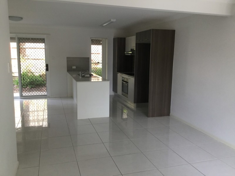 19/75 Gordon Rd, Redland Bay QLD 4165