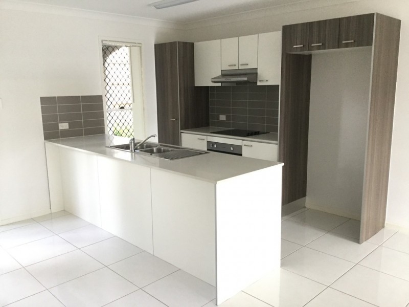 19/75 Gordon Rd, Redland Bay QLD 4165