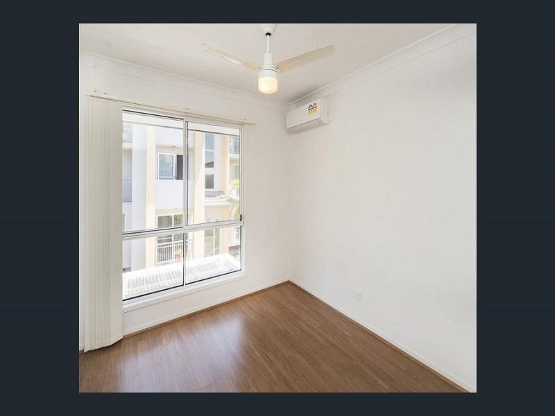 22/33 Clark Street, Biggera Waters QLD 4216