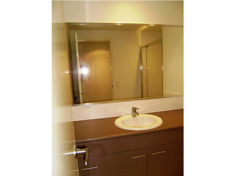 B5/1 Acacia Court, Robina QLD 4226