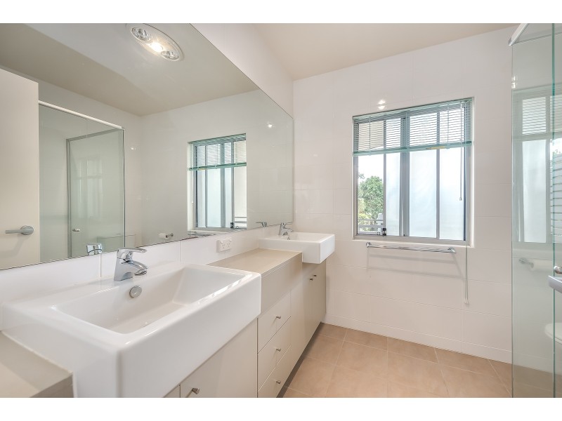 9 /1 Boulton Drive, Nerang QLD 4211