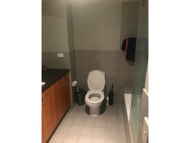 818/33 Clark Street, Biggera Waters QLD 4216