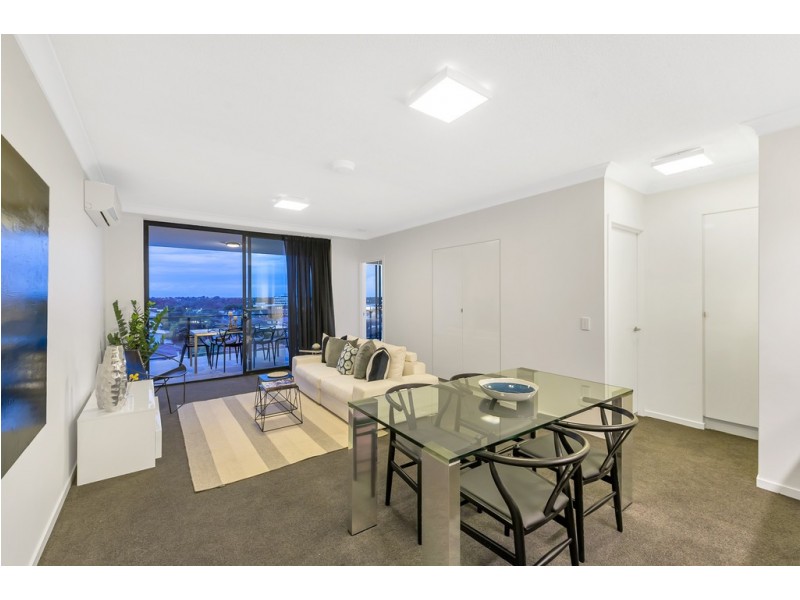 u204/59 LATHAM STREET, Chermside QLD 4032