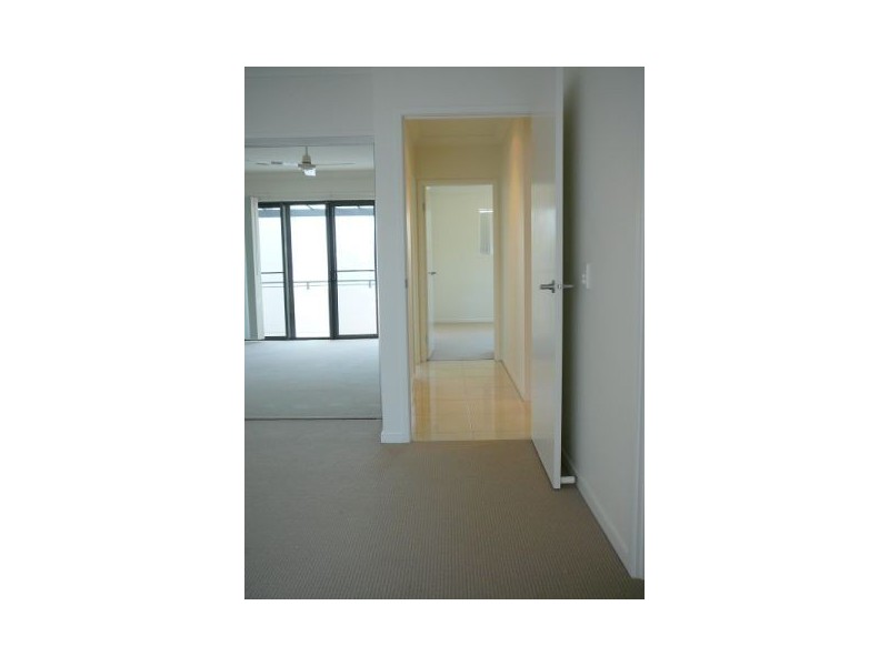 H3/2 Acacia Court, Robina QLD 4226