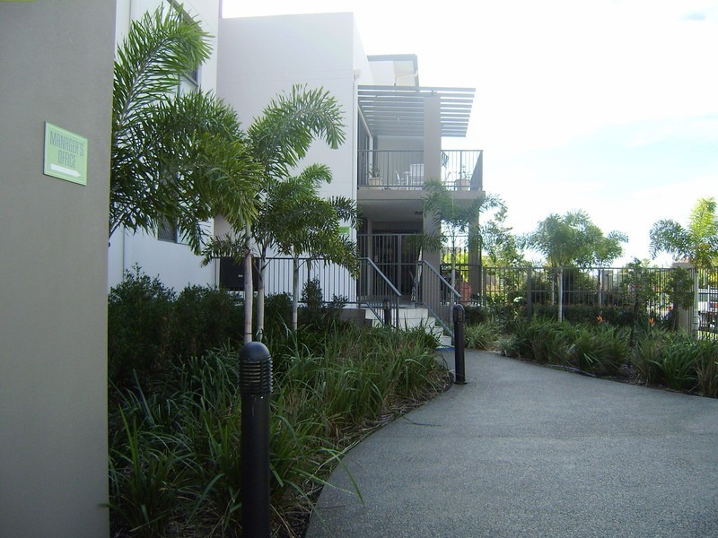 H3/2 Acacia Court, Robina QLD 4226