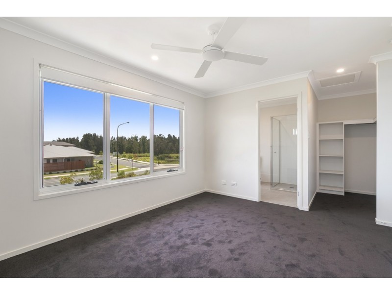 370 Gainsborough Drive, Pimpama QLD 4209