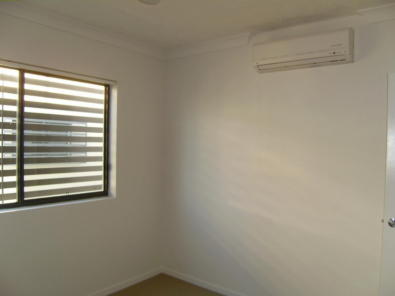E1/2 Acacia Court, Robina QLD 4226