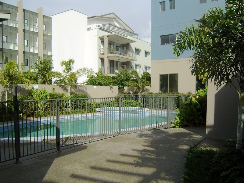 E1/2 Acacia Court, Robina QLD 4226