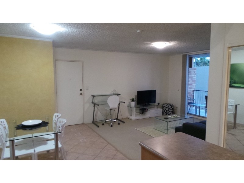 15 72 MARINE PARADE, Southport QLD 4215