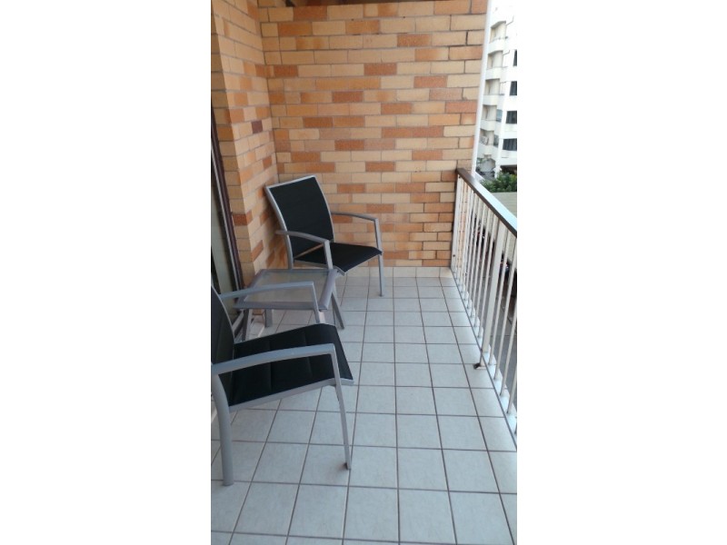 15 72 MARINE PARADE, Southport QLD 4215