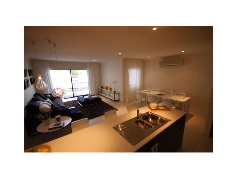 19/2 Inland Drive, Tugun QLD 4224