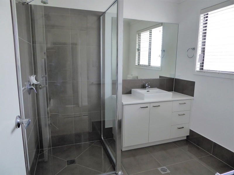 50/60 Grahams Rd, Strathpine QLD 4500