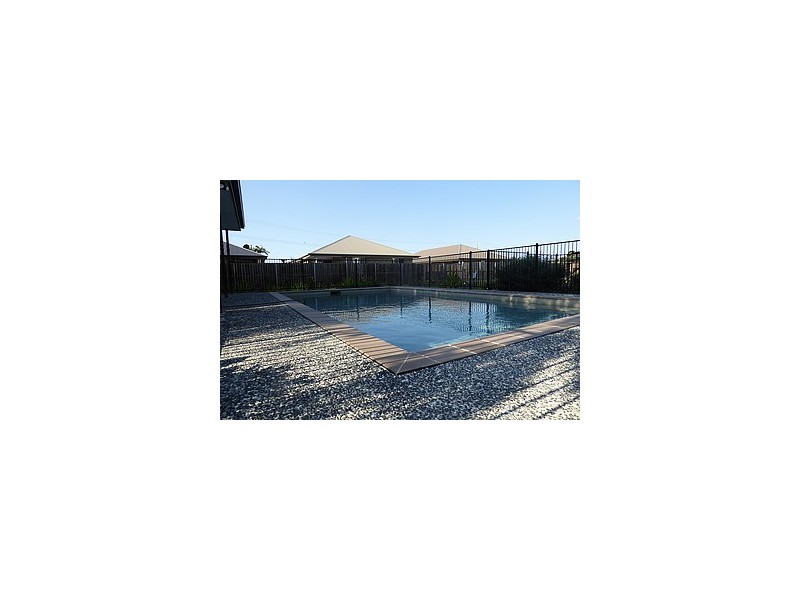 50/60 Grahams Rd, Strathpine QLD 4500