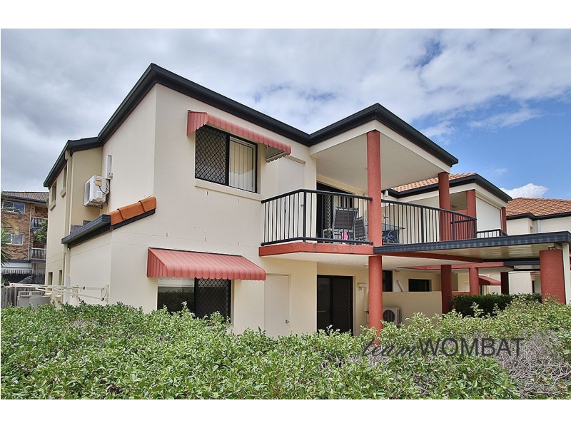 15 Dansie Street, Greenslopes QLD 4120