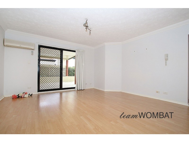 15 Dansie Street, Greenslopes QLD 4120