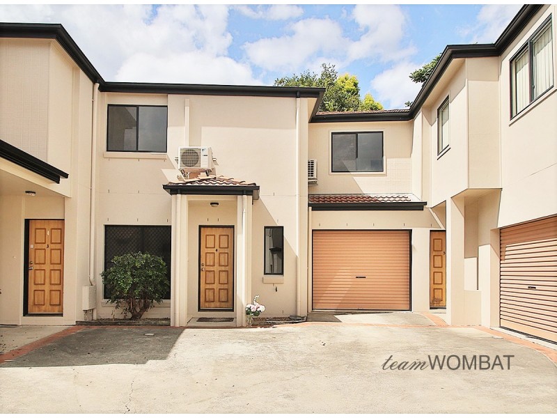 77 Depper Street, St Lucia QLD 4067