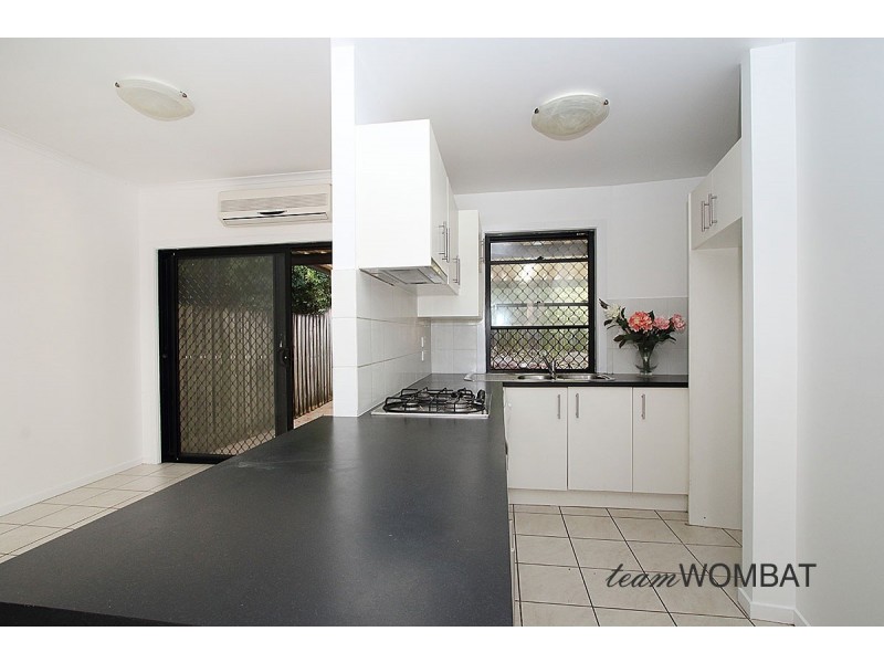 77 Depper Street, St Lucia QLD 4067