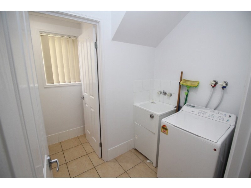 42/74 UNIVERSAL STREET, Pacific Pines QLD 4211