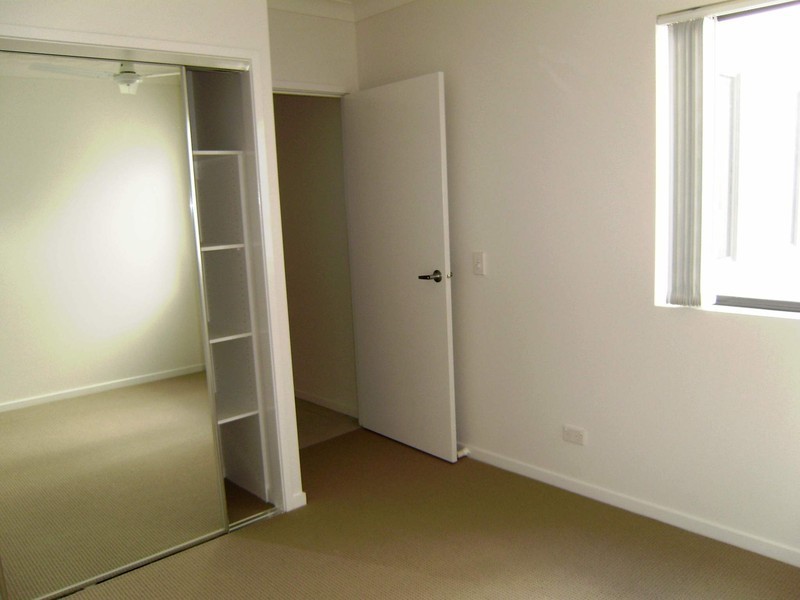 G4/2 Acacia Court, Robina QLD 4226