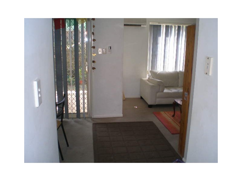 Unit 8/11 Oakmont Avenue, Oxley QLD 4075