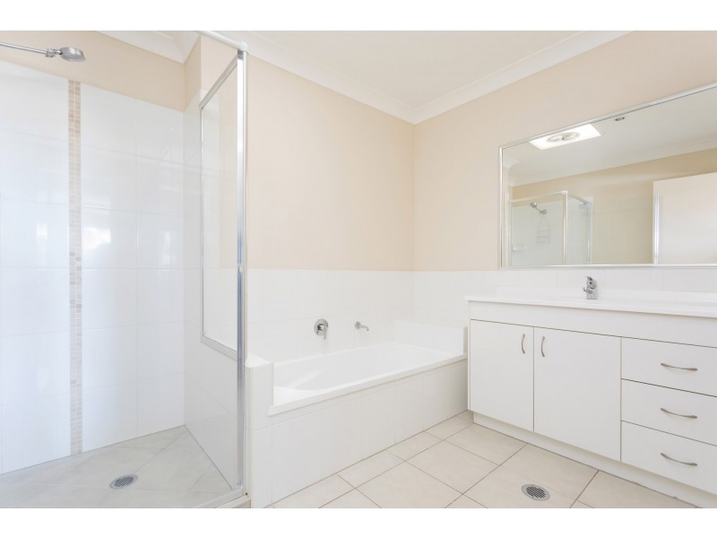 5/6 Canton Court, Manly West QLD 4179