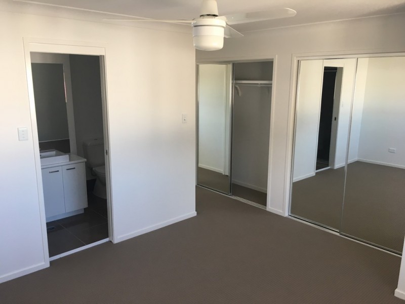 54 grahams road, Strathpine QLD 4500