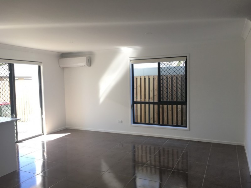 54 grahams road, Strathpine QLD 4500