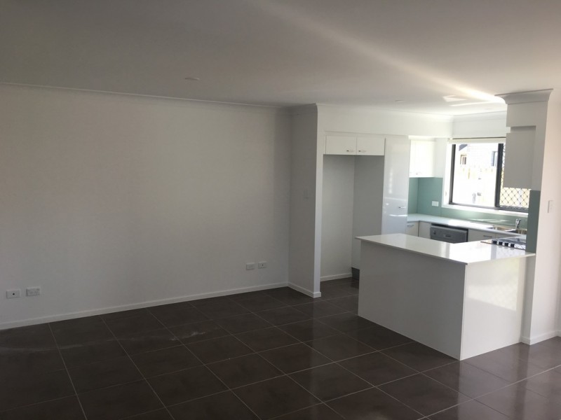 54 grahams road, Strathpine QLD 4500