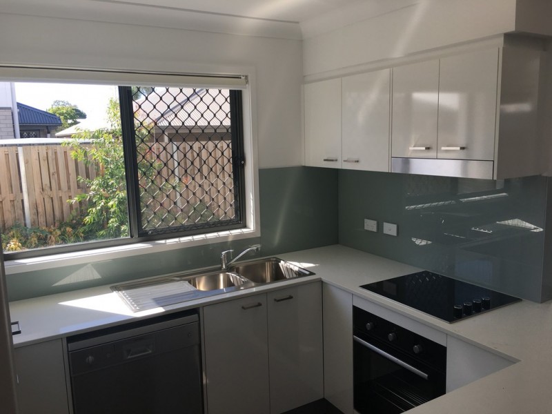 54 grahams road, Strathpine QLD 4500