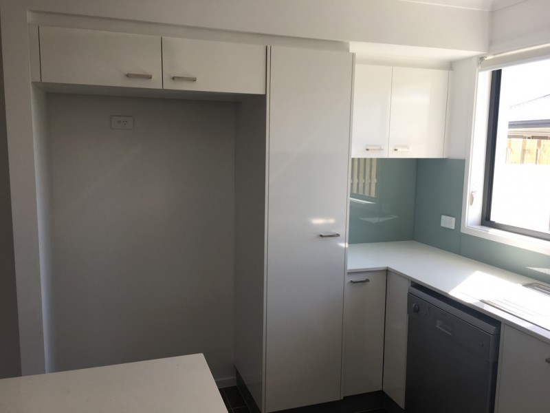 54 grahams road, Strathpine QLD 4500