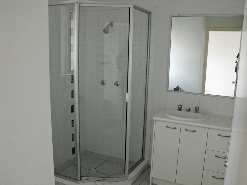 Meadowbrook QLD 4131