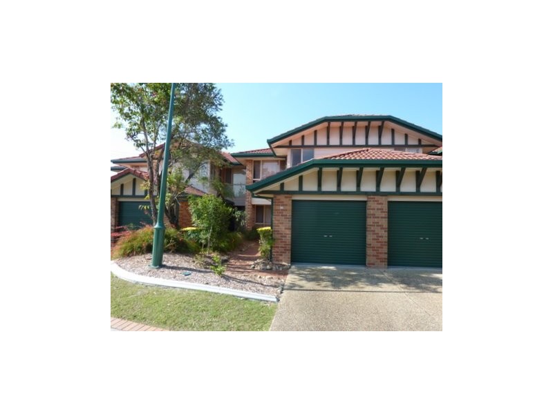 U16 / 75 Brown, Labrador QLD 4215