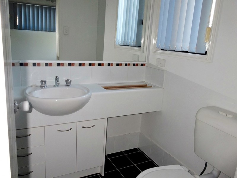 11 Federation Street, Wynnum West QLD 4178