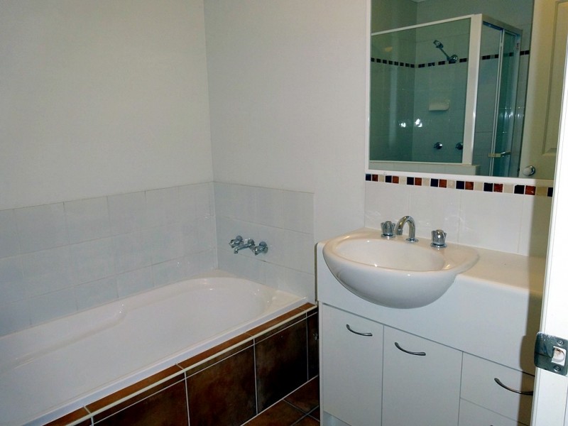 11 Federation Street, Wynnum West QLD 4178