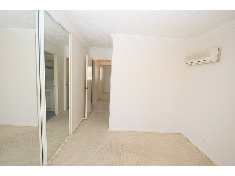 11/15 Dansie Street, Greenslopes QLD 4120