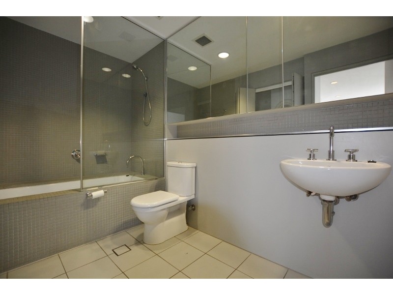 38 B01 Skyring Terrace, Teneriffe QLD 4005