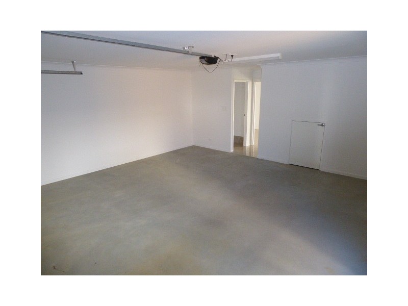 60 Grahams Rd, Strathpine QLD 4500