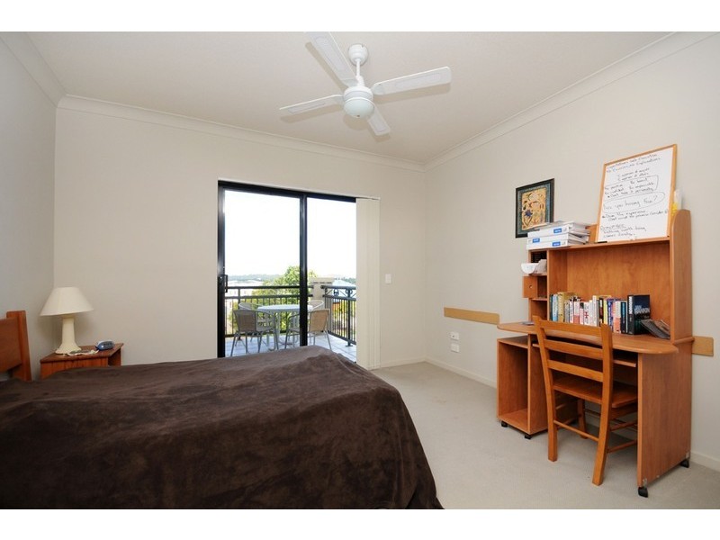 44/2 Geraldton Drive, Varsity Lakes QLD 4227