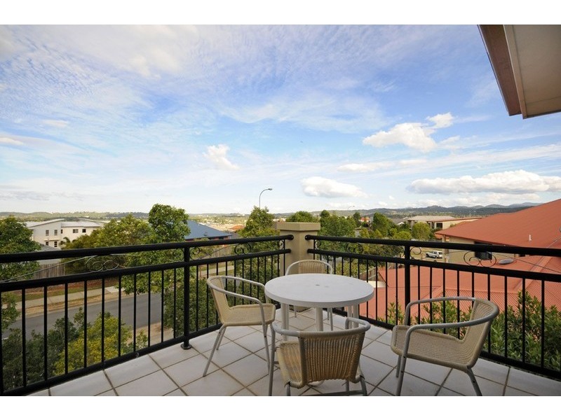 44/2 Geraldton Drive, Varsity Lakes QLD 4227