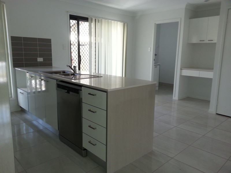 9 Milan Street, Forest Lake QLD 4078