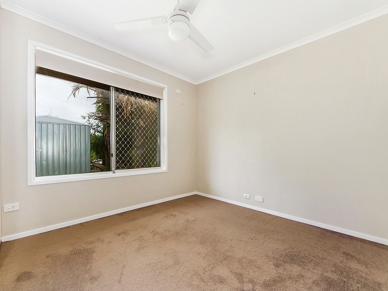16 CARRABEAN AVENUE, Ashmore QLD 4214