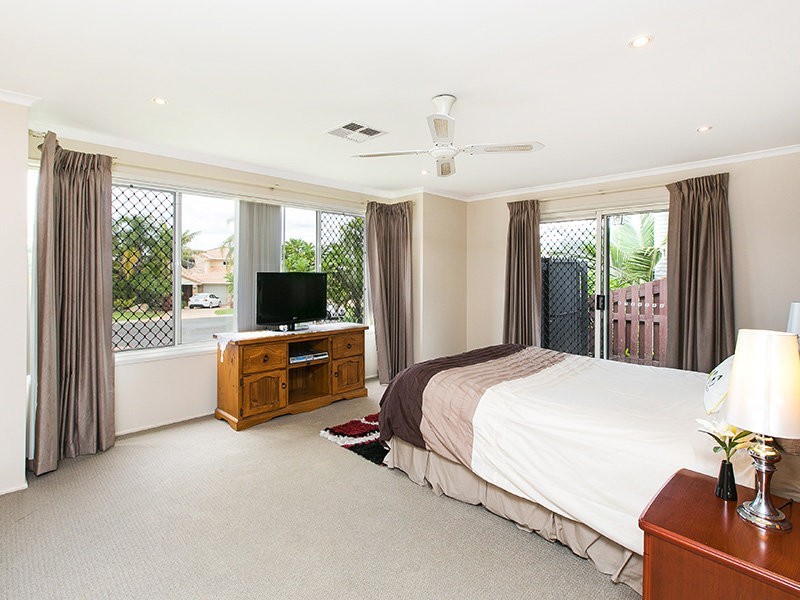 21 Maidenhair Place, Calamvale QLD 4116