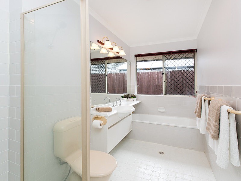 21 Maidenhair Place, Calamvale QLD 4116