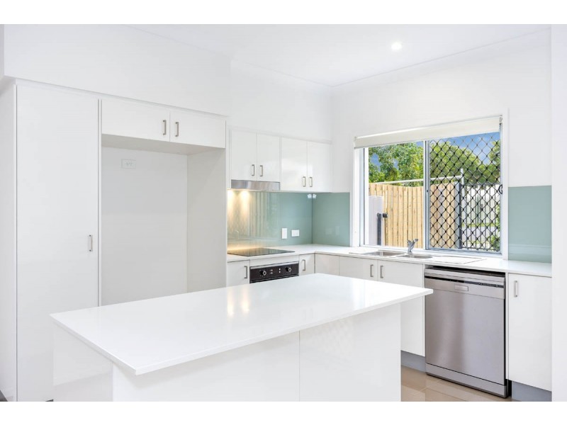 81/400 TINGAL RD, Wynnum QLD 4178
