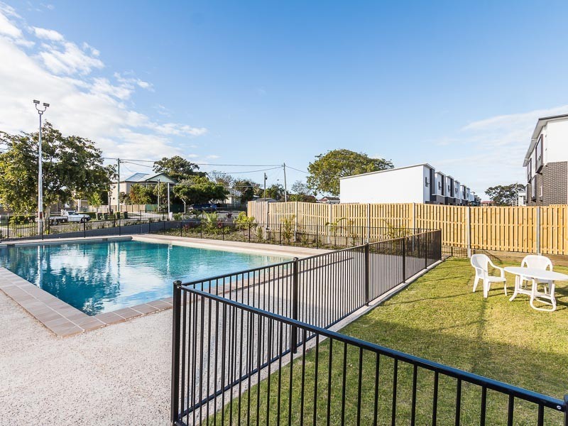 81/400 TINGAL RD, Wynnum QLD 4178