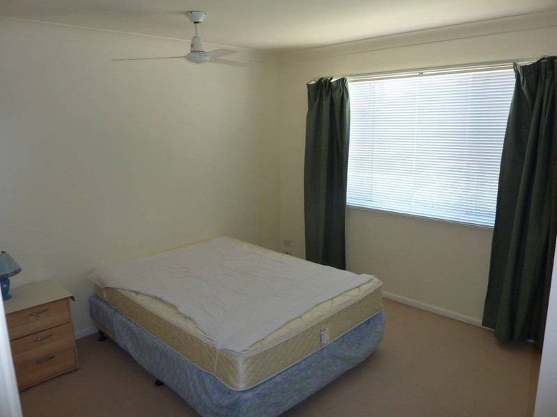 u80 / 75 Brown, Labrador QLD 4215