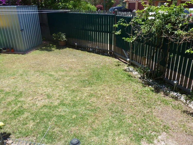 u80 / 75 Brown, Labrador QLD 4215