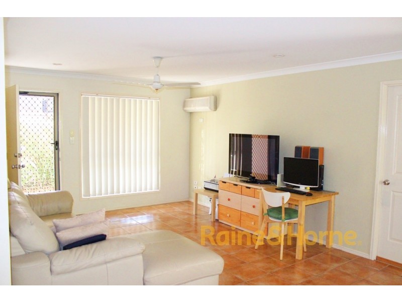 25 Buckingham Place, Eight Mile Plains QLD 4113